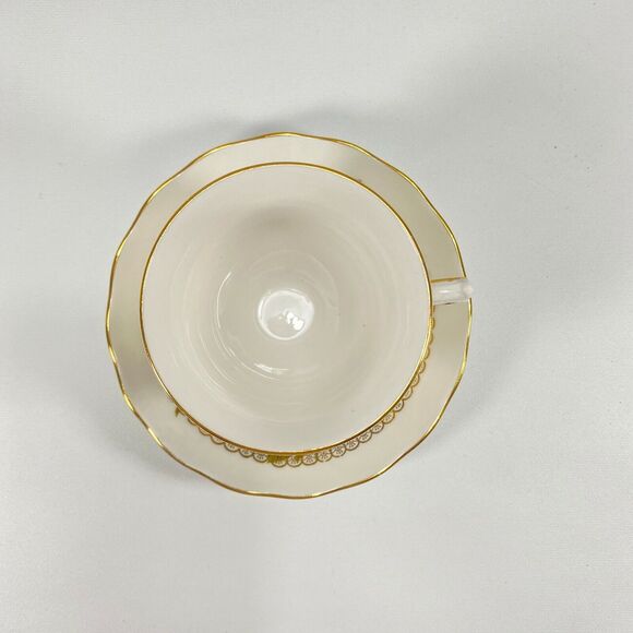 Vtg Queen Anne Ridgway Potteries China Tea Cup & Saucer 8436 Yellow Blue Daisy - Picture 2 of 11